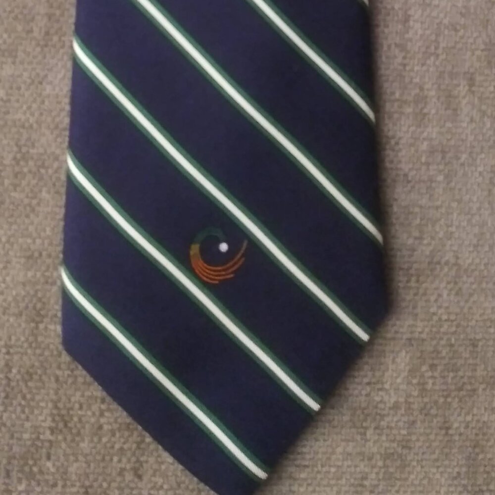 Vineyard Vines Men’s Golf Tie Asian Amateur Championship